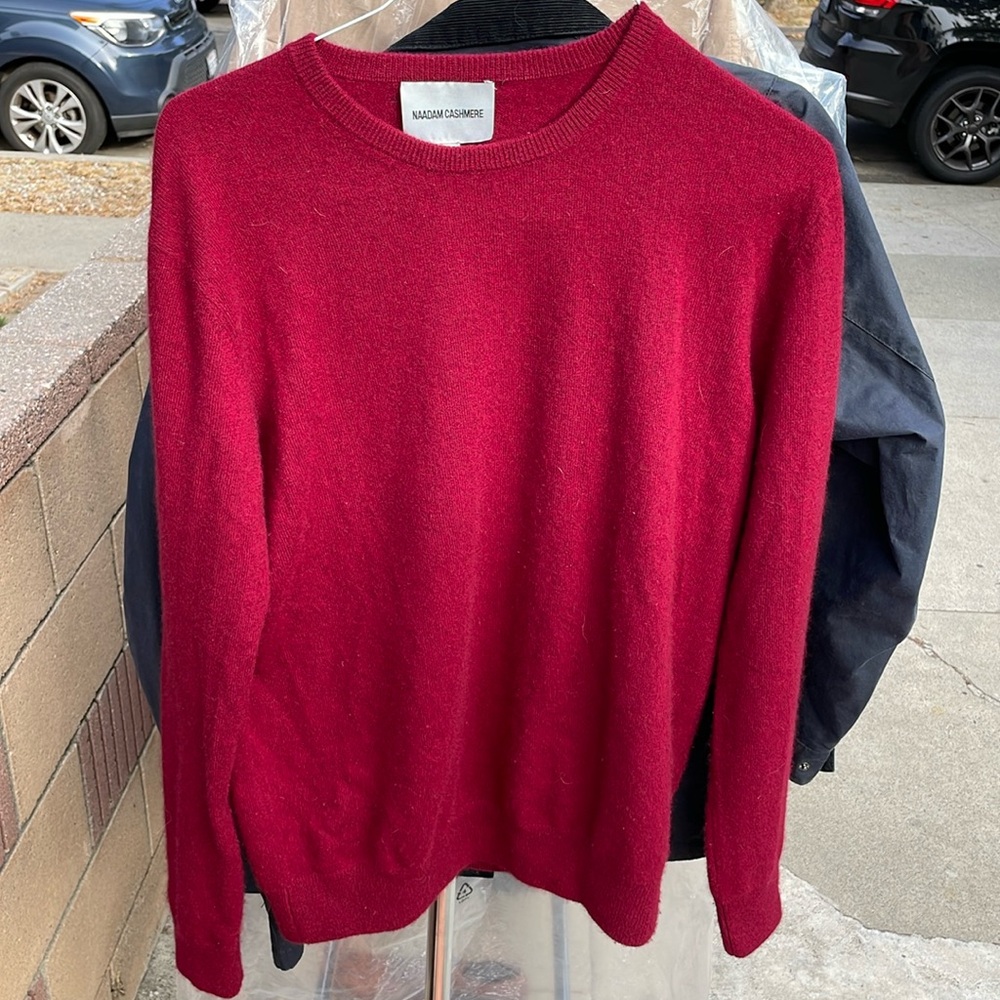 Maroon cashmere sweater